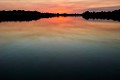 La rivière Lower Sabie au coucher du soleil. Paysage 
 Rivière 
 Lower Sabie 
 Coucher du soleil 
 Reflet 
 Eau 
 Couleur 
 Afrique du Sud 
 Parc national Kruger 
 Afrique 